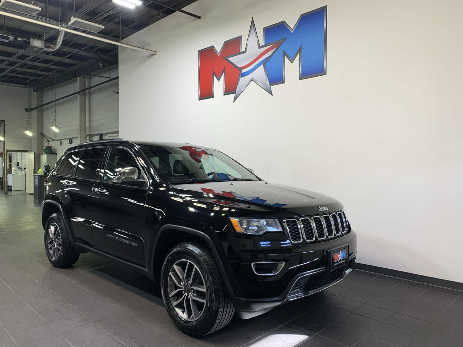 used 2020 Jeep Grand Cherokee car, priced at $28,988
