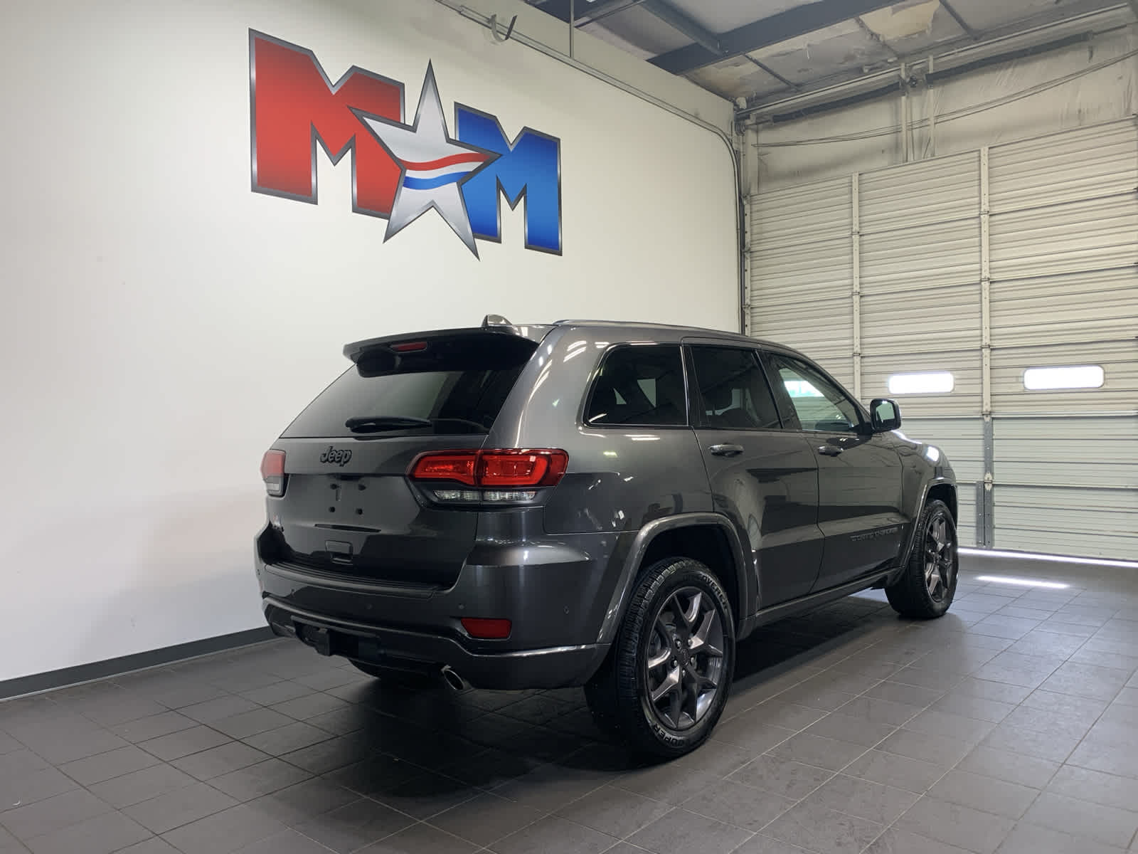 used 2021 Jeep Grand Cherokee car, priced at $32,489