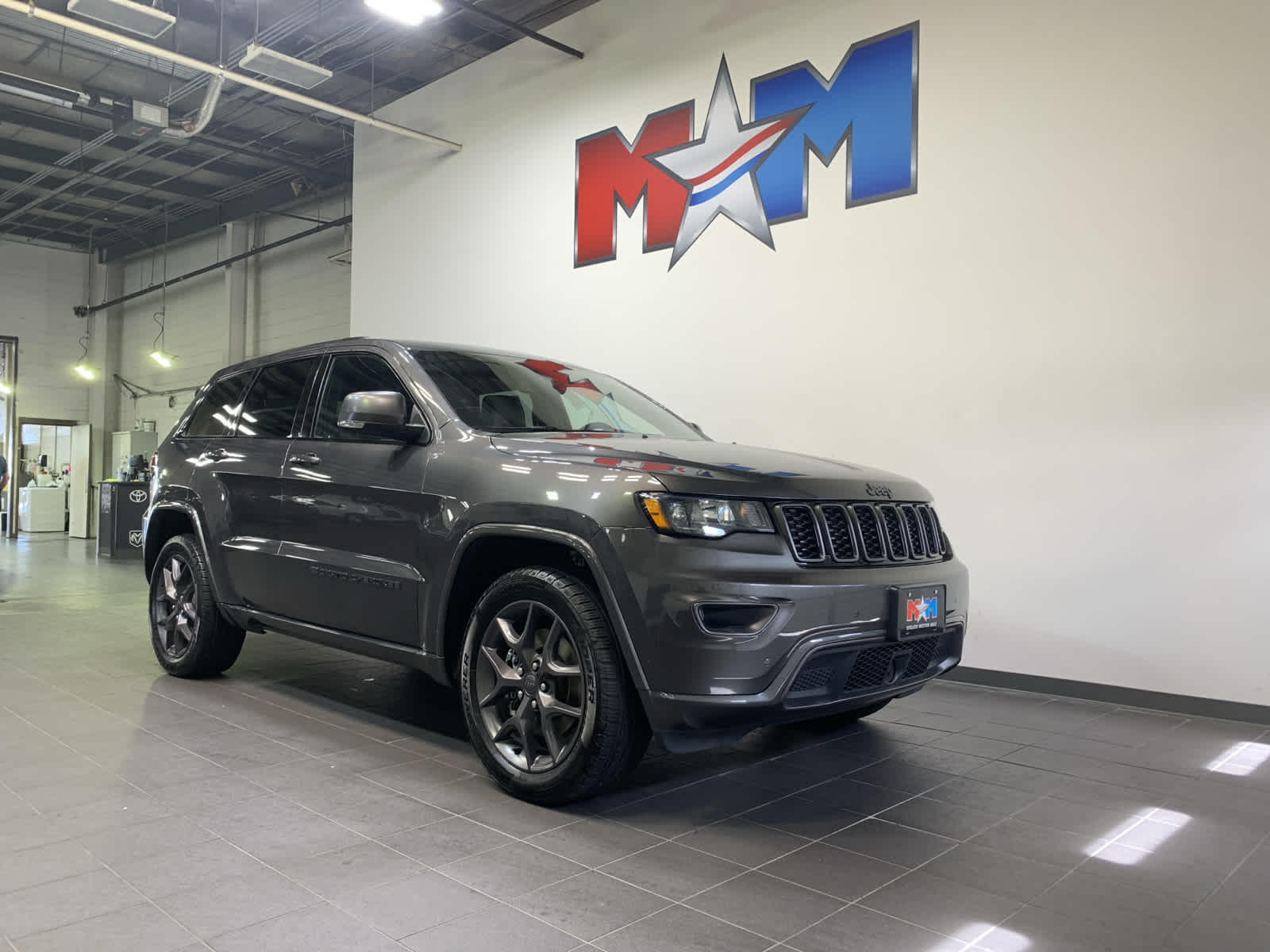 used 2021 Jeep Grand Cherokee car, priced at $32,489