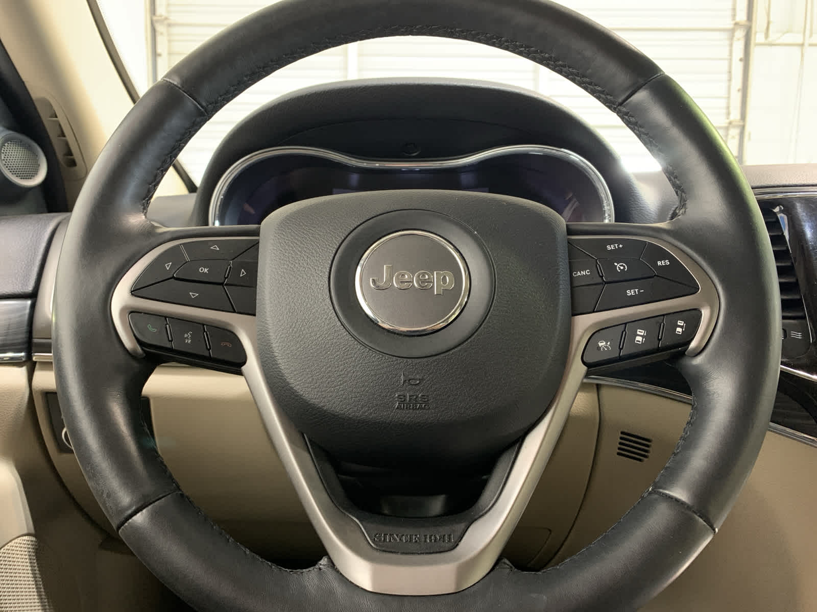used 2019 Jeep Grand Cherokee car, priced at $25,489
