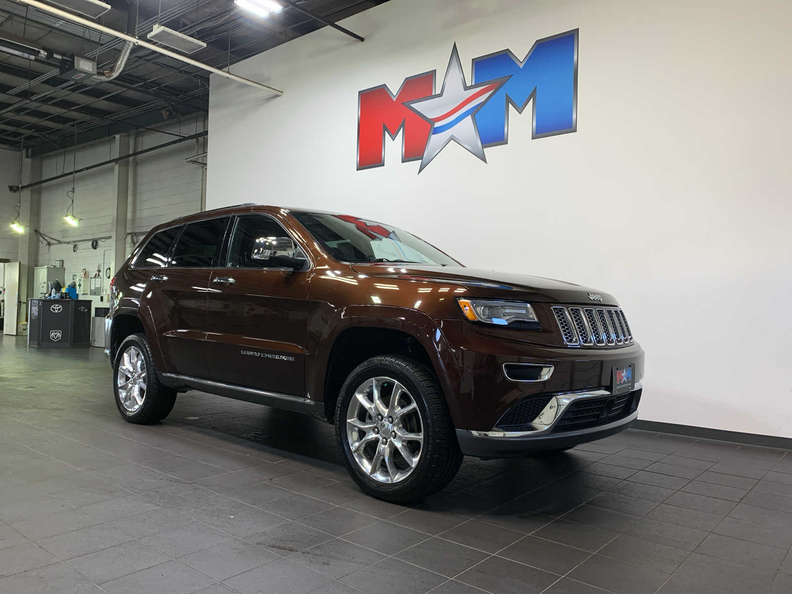 used 2014 Jeep Grand Cherokee car, priced at $19,985