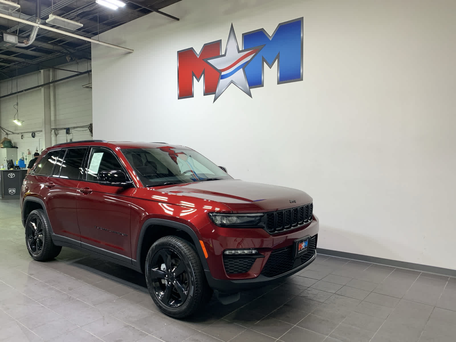 used 2023 Jeep Grand Cherokee car, priced at $42,898
