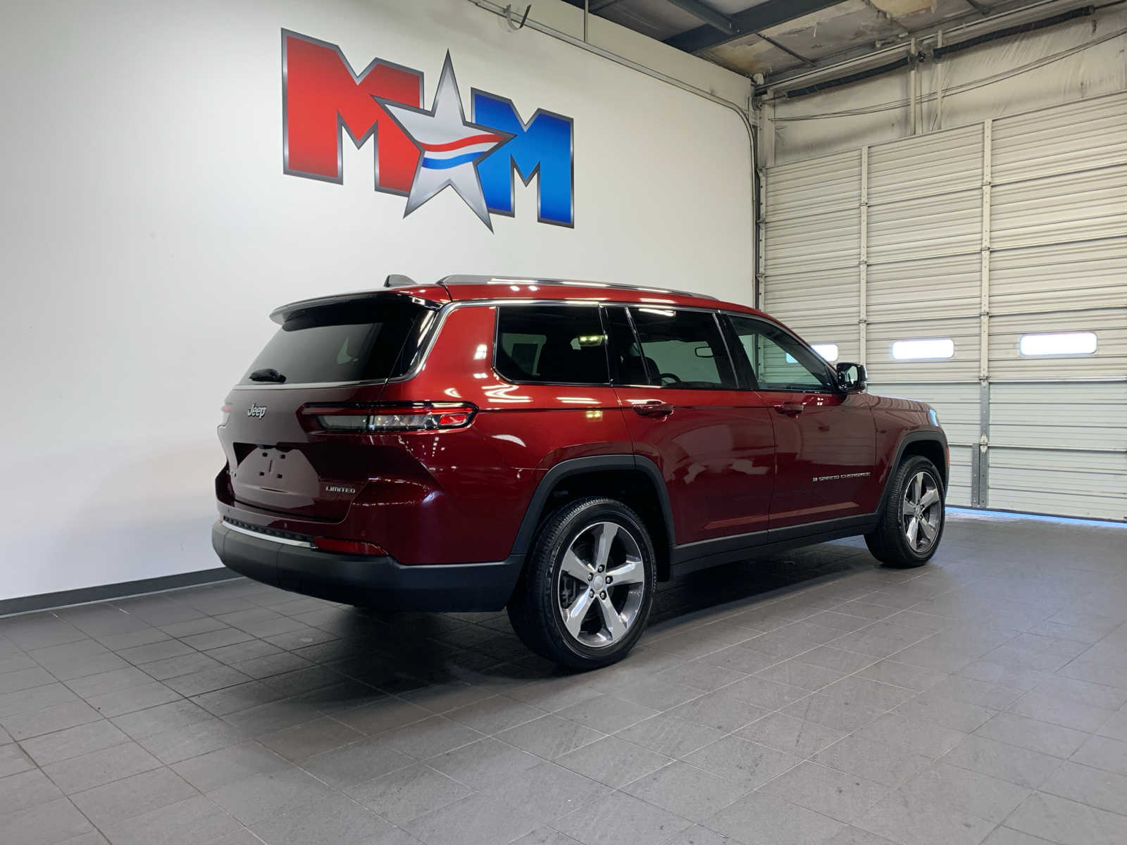 used 2021 Jeep Grand Cherokee L car, priced at $38,989