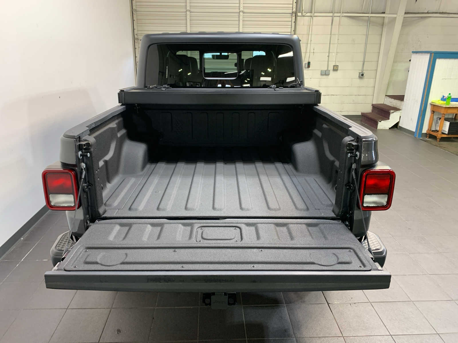 used 2022 Jeep Gladiator car, priced at $39,989