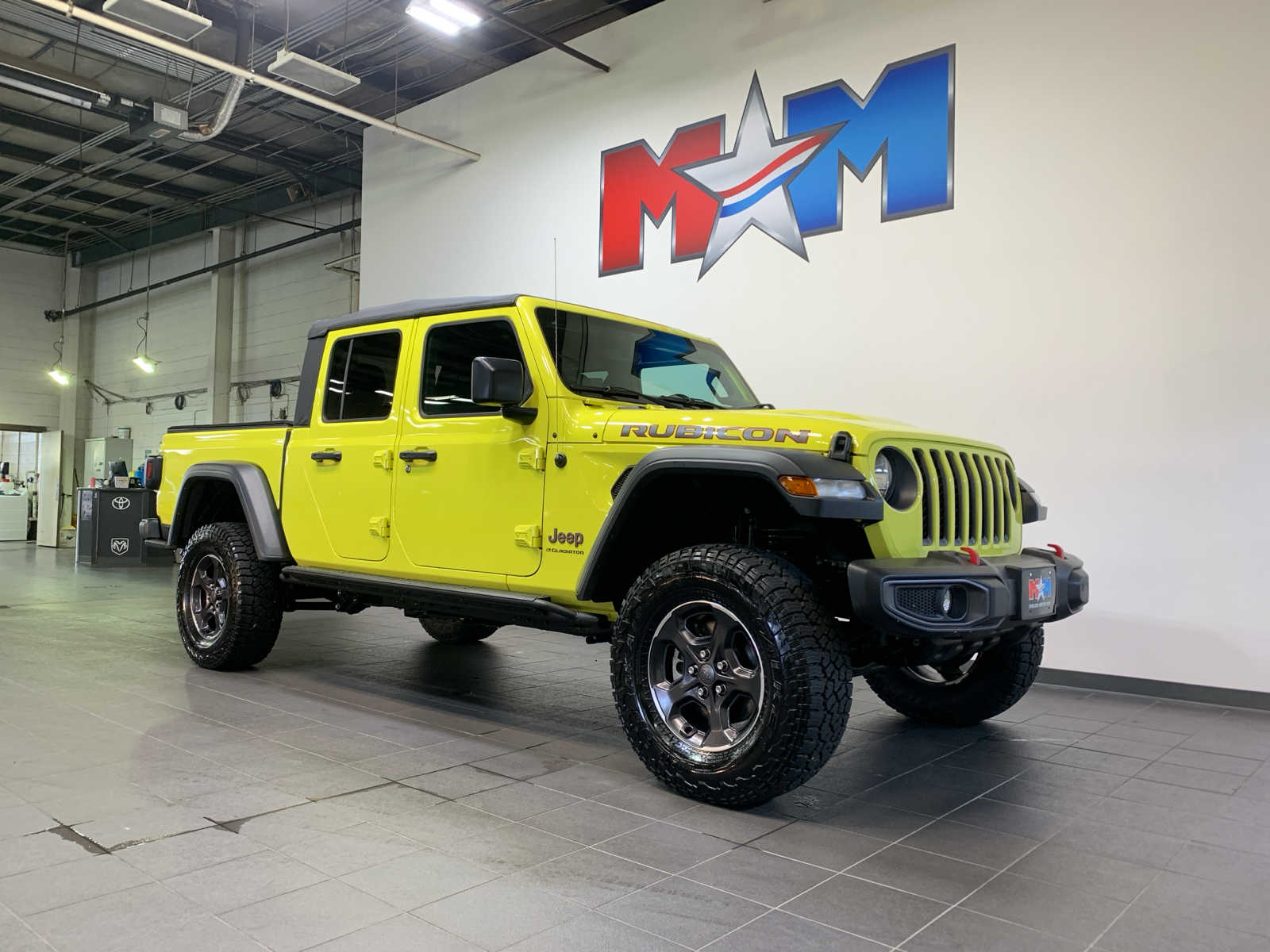 used 2023 Jeep Gladiator car, priced at $50,989