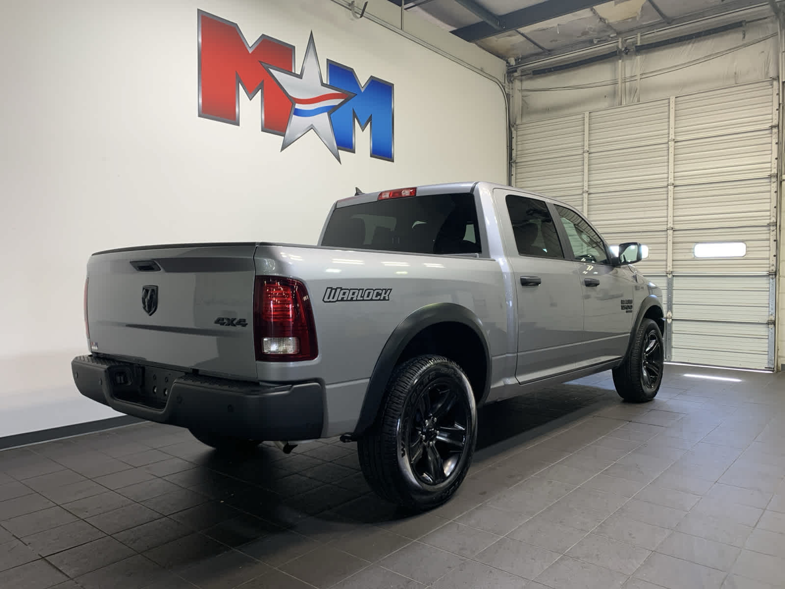 used 2022 Ram 1500 Classic car, priced at $38,989