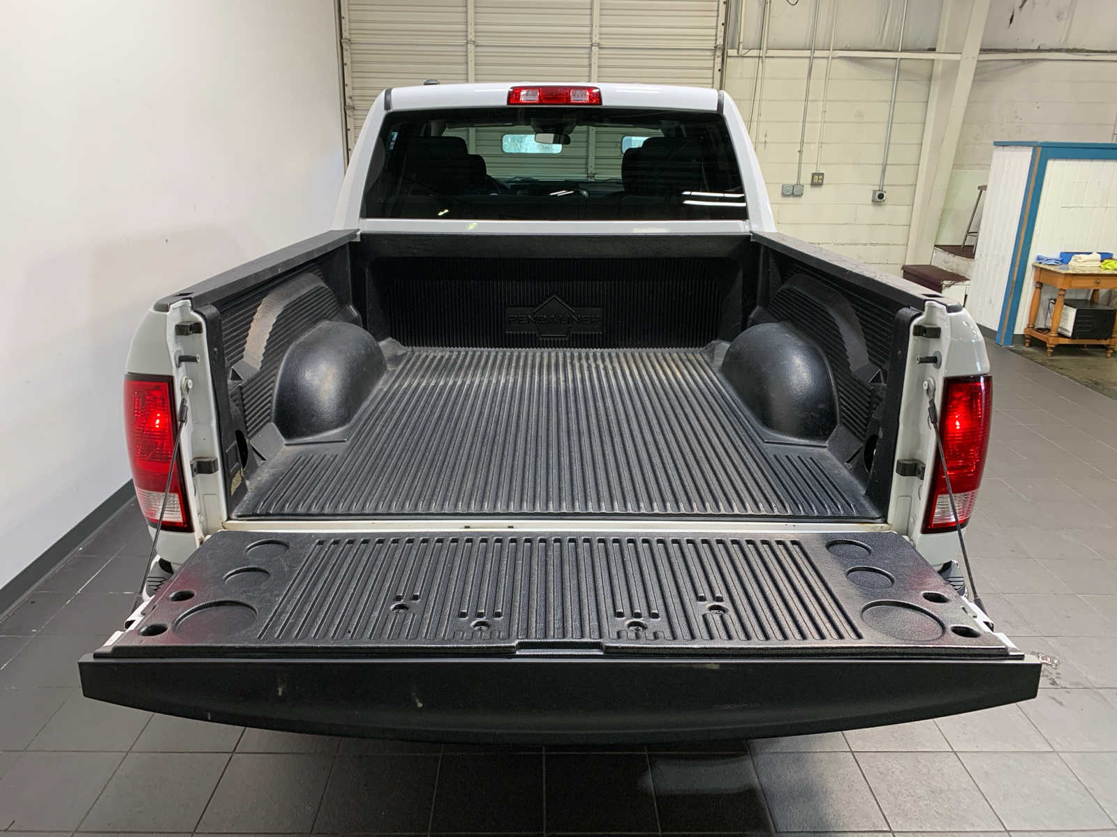 used 2021 Ram 1500 Classic car, priced at $31,987