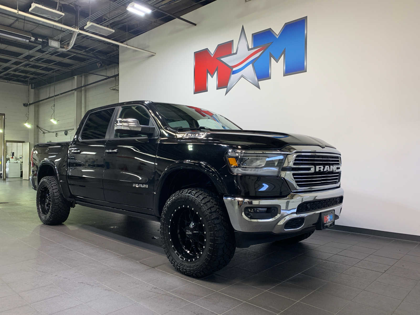 used 2019 Ram 1500 car, priced at $37,489