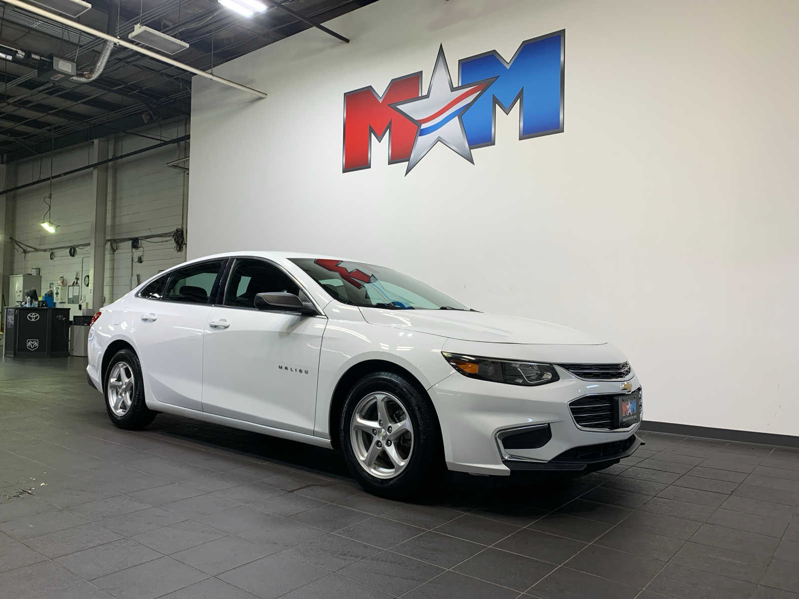 used 2018 Chevrolet Malibu car, priced at $16,985