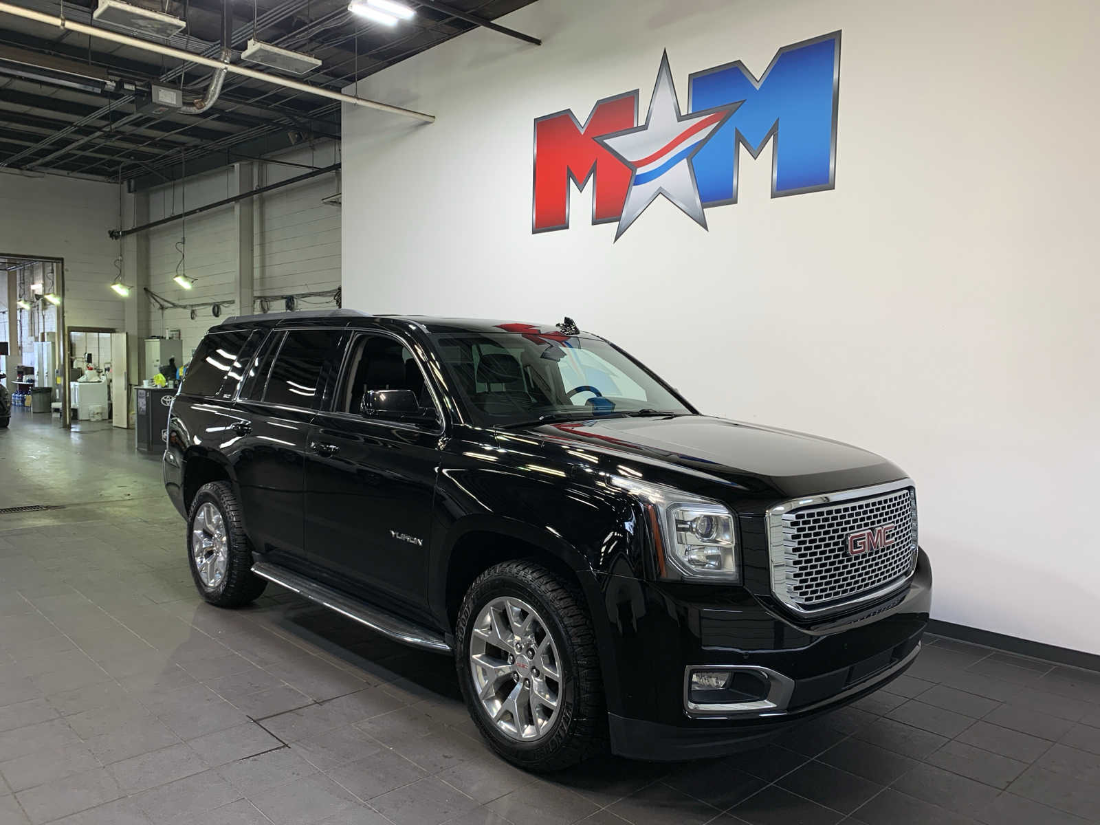 used 2016 GMC Yukon car, priced at $25,789