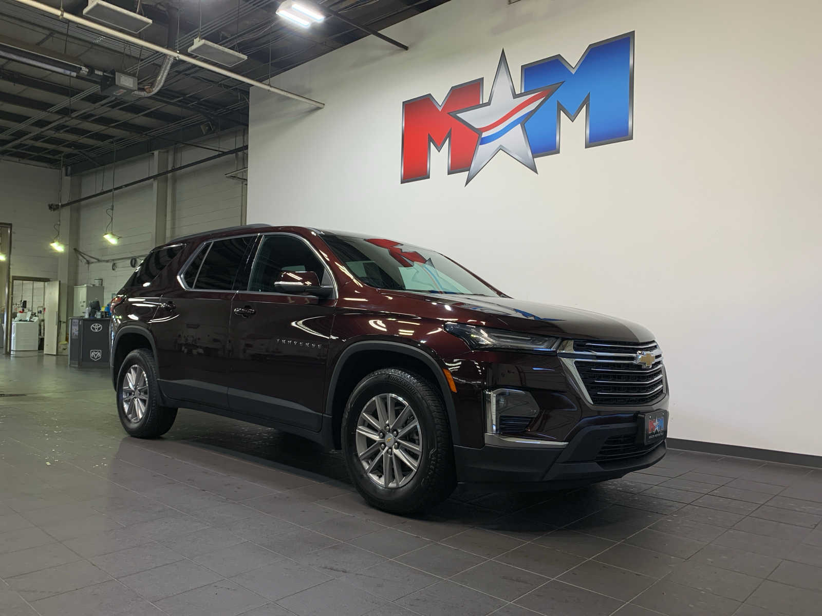 used 2023 Chevrolet Traverse car, priced at $37,488