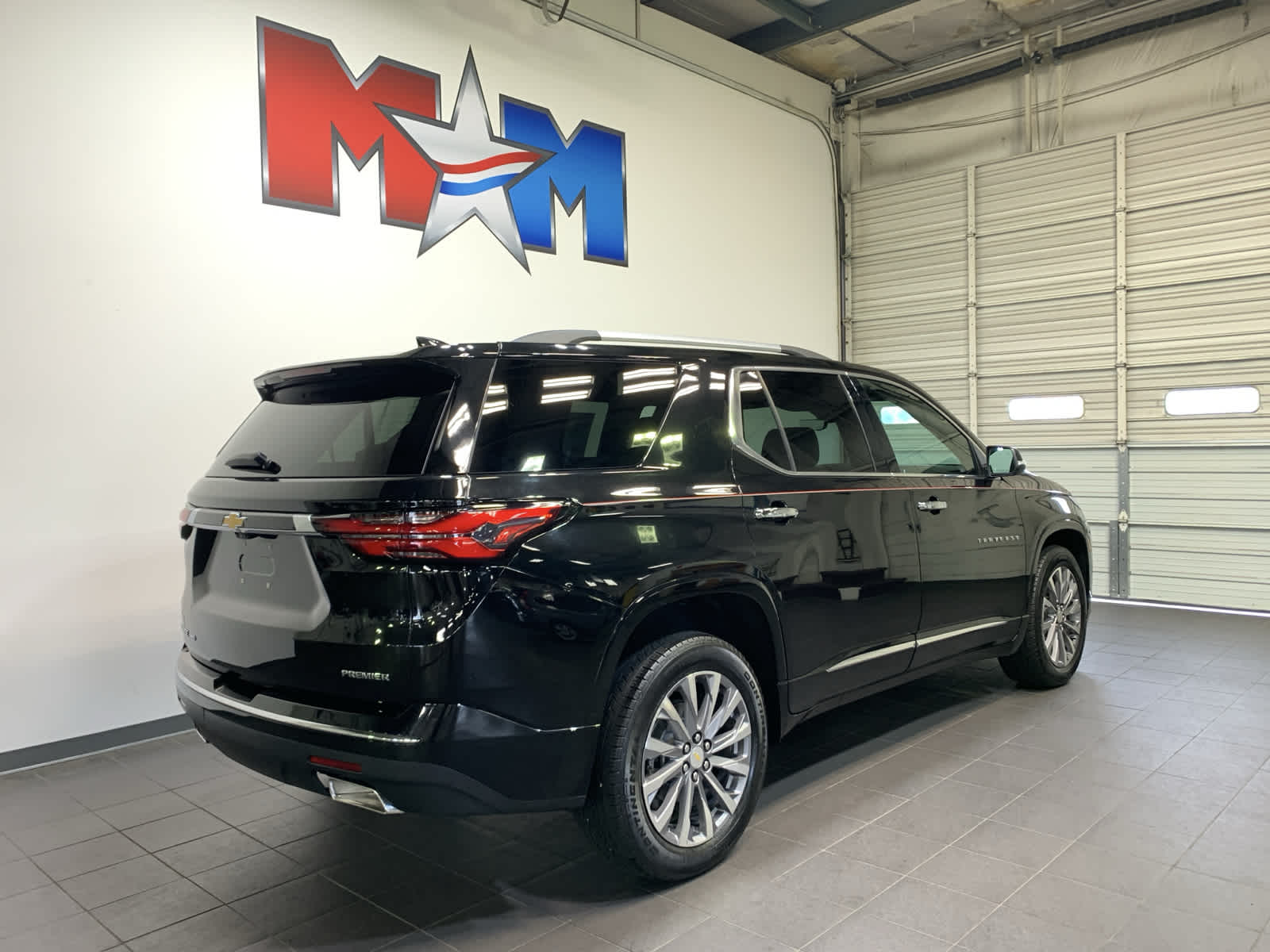 used 2023 Chevrolet Traverse car, priced at $45,489