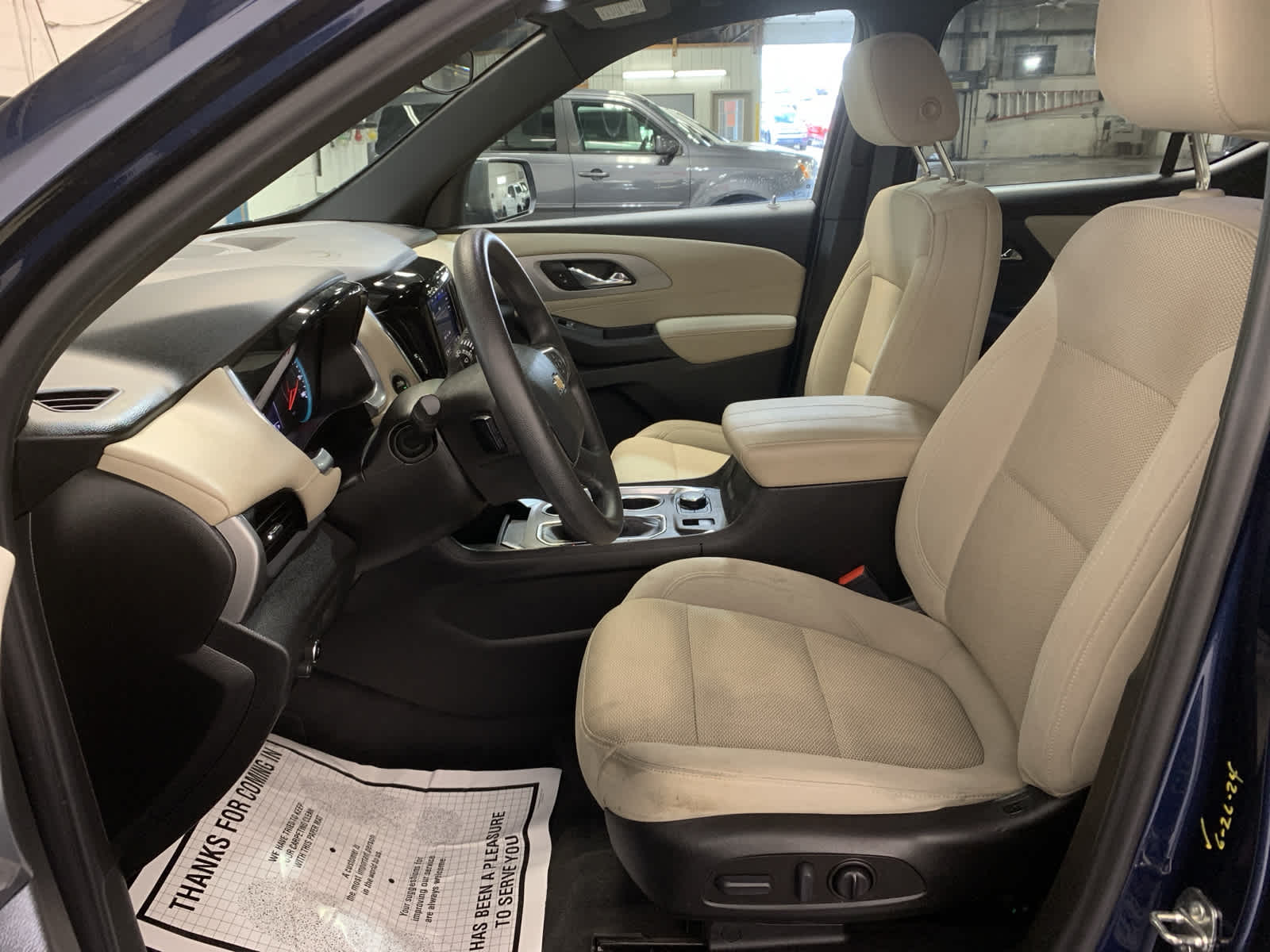 used 2022 Chevrolet Traverse car, priced at $28,785