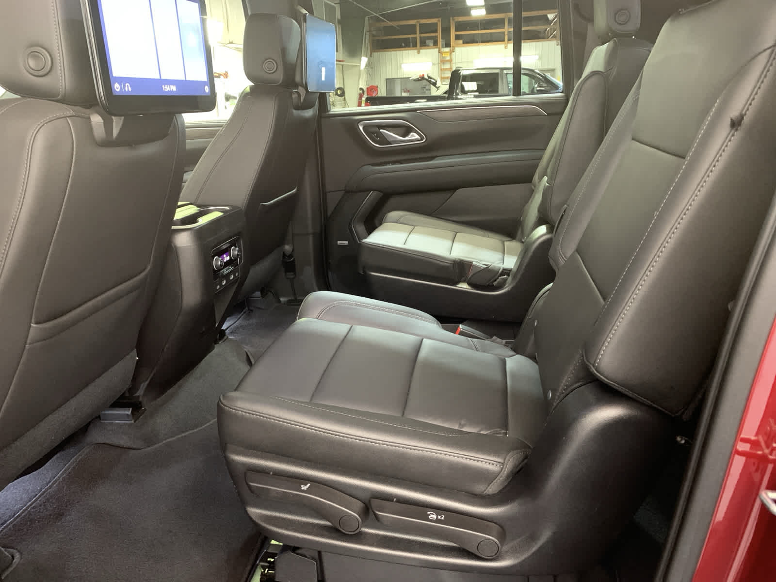 used 2021 Chevrolet Suburban car, priced at $50,989