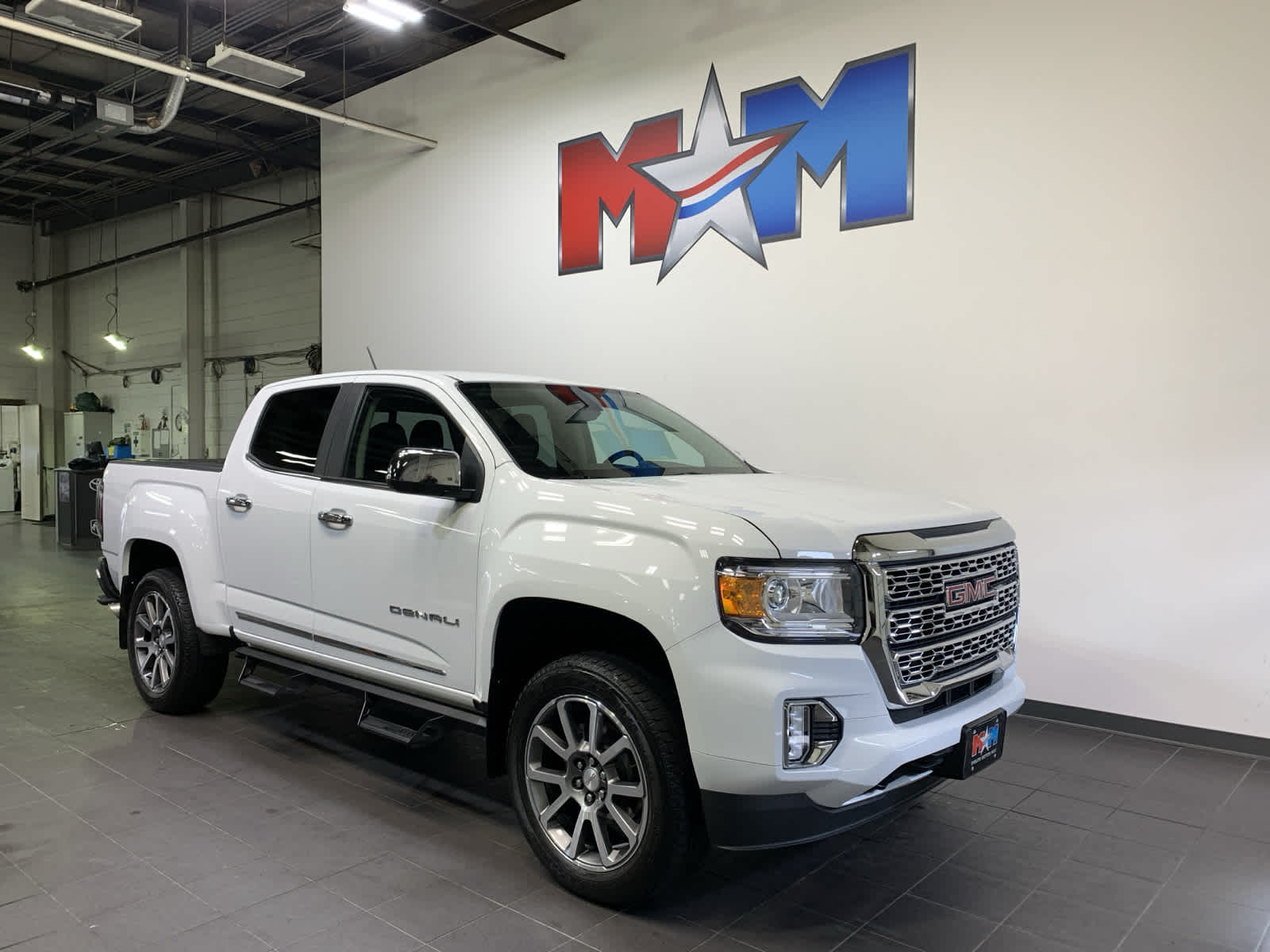 used 2021 GMC Canyon car, priced at $42,789