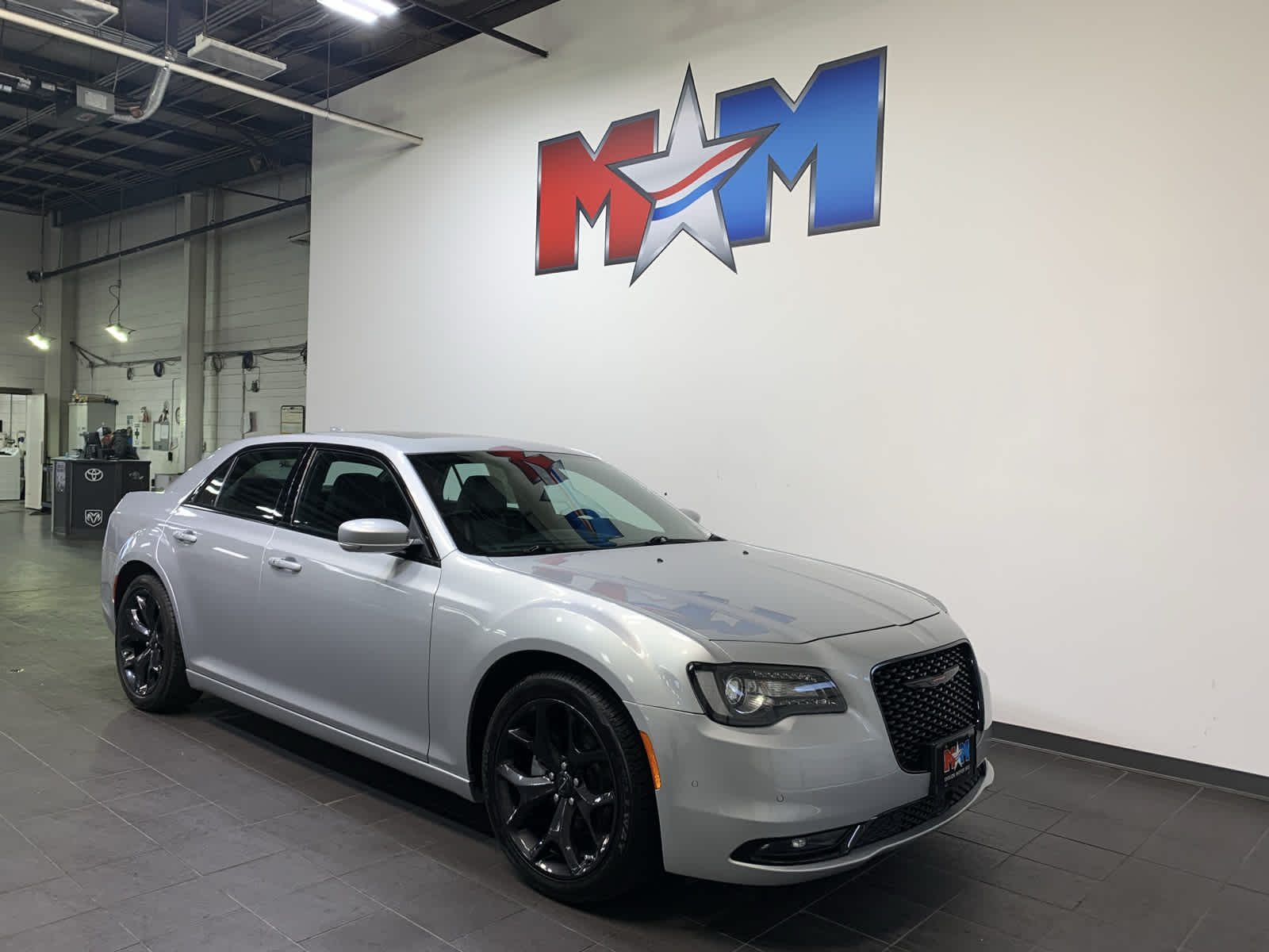 used 2022 Chrysler 300 car, priced at $33,689