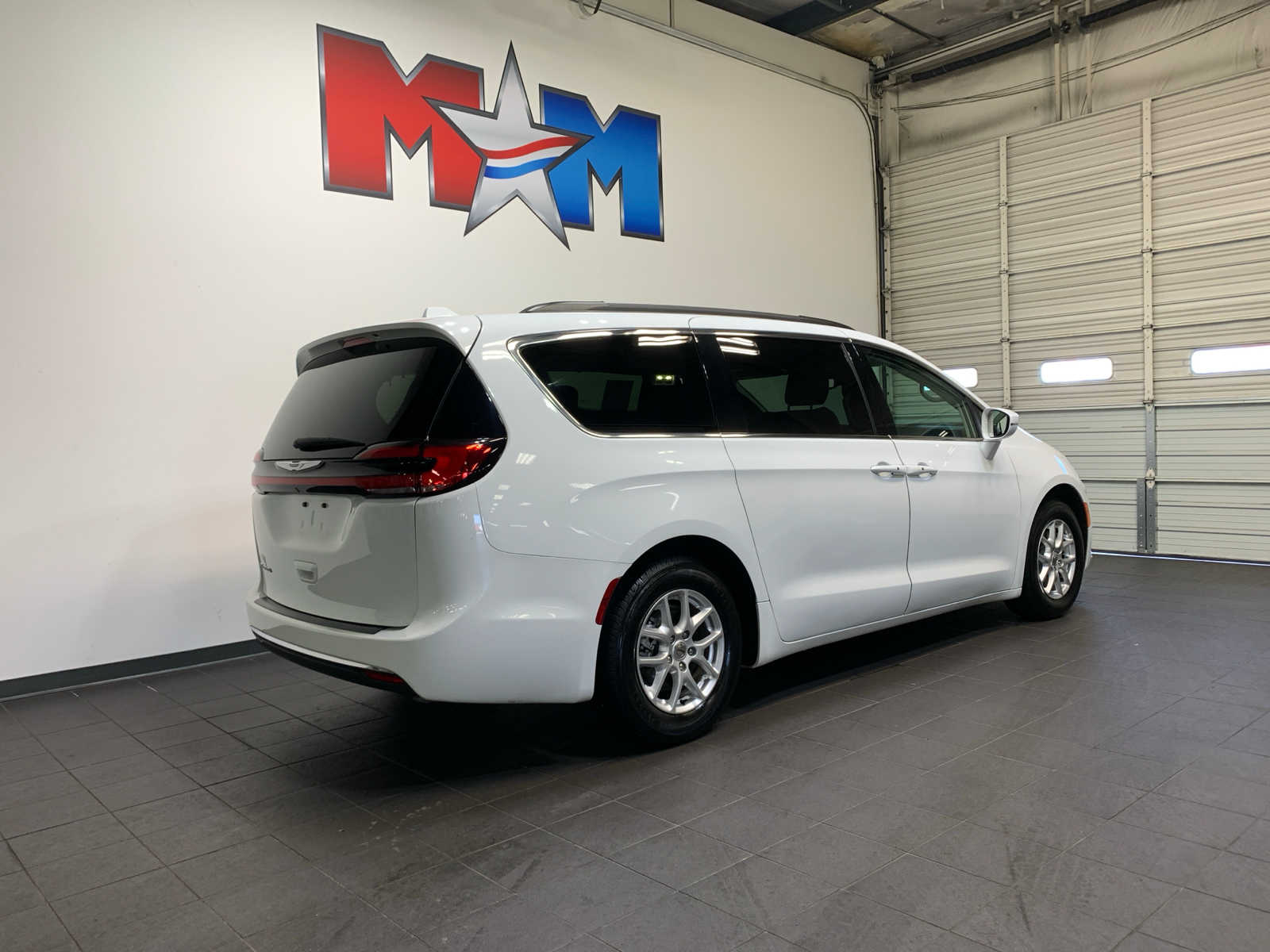 used 2022 Chrysler Pacifica car, priced at $27,485