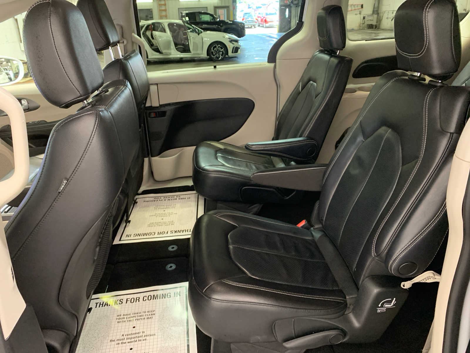 used 2022 Chrysler Pacifica car, priced at $27,485