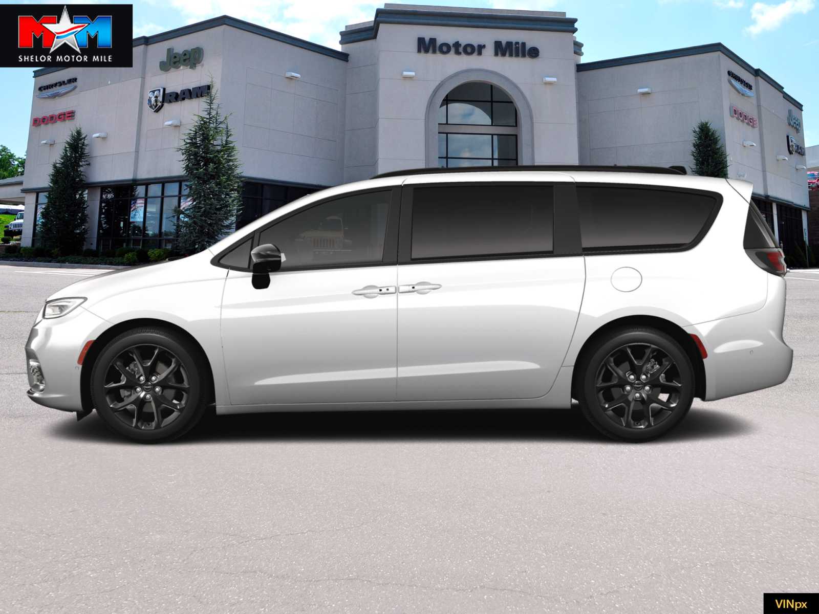 new 2024 Chrysler Pacifica car, priced at $46,738