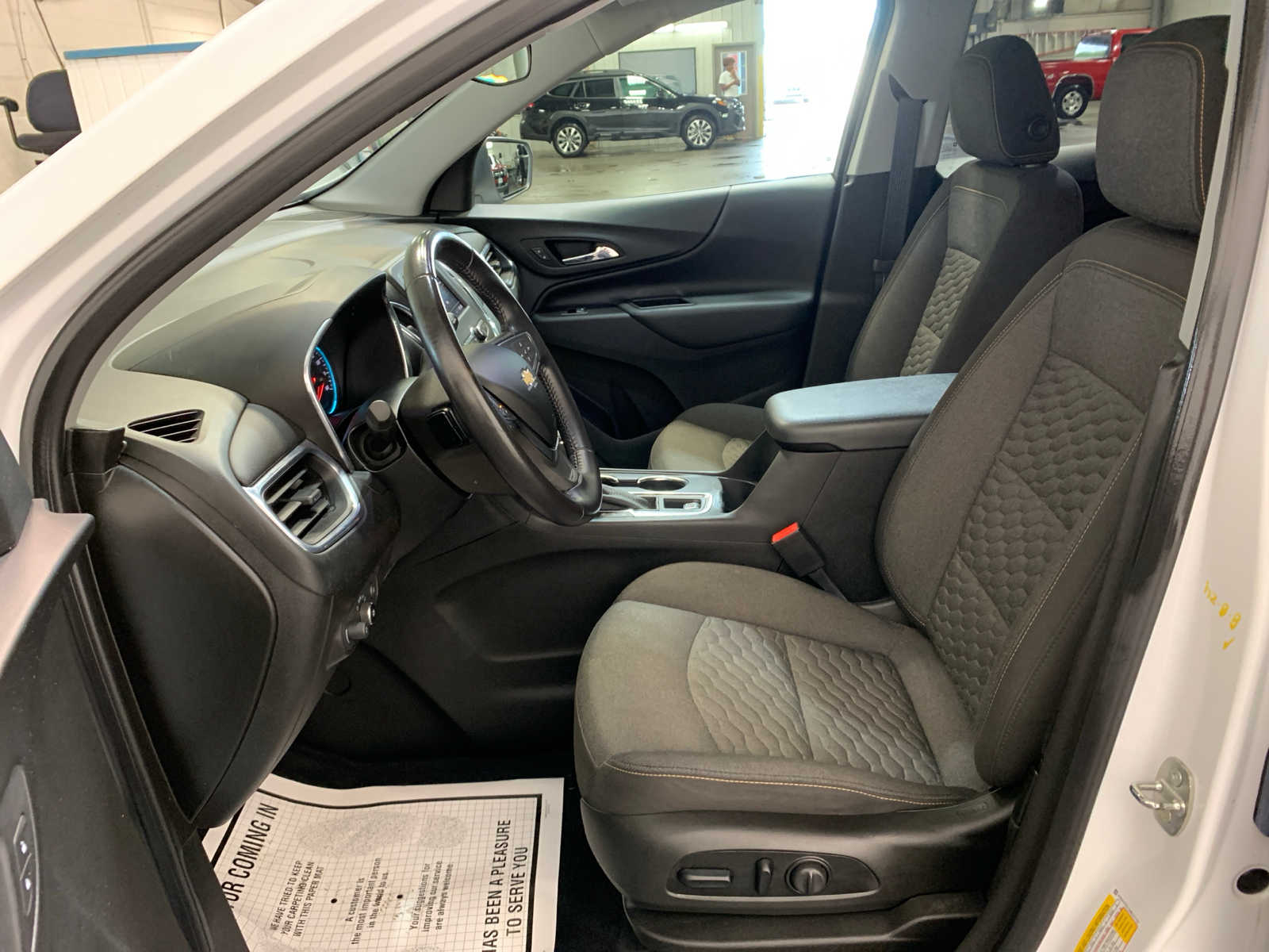 used 2021 Chevrolet Equinox car, priced at $24,489