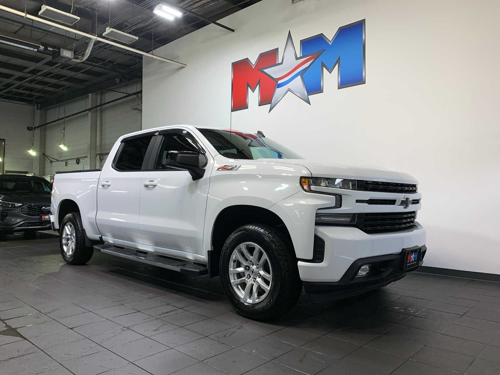 used 2019 Chevrolet Silverado 1500 car, priced at $40,989