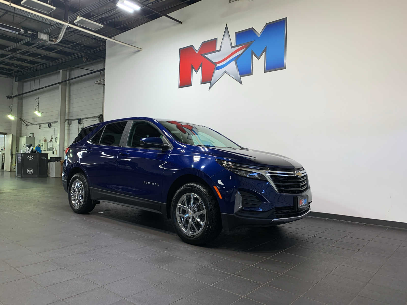 used 2023 Chevrolet Equinox car, priced at $26,985