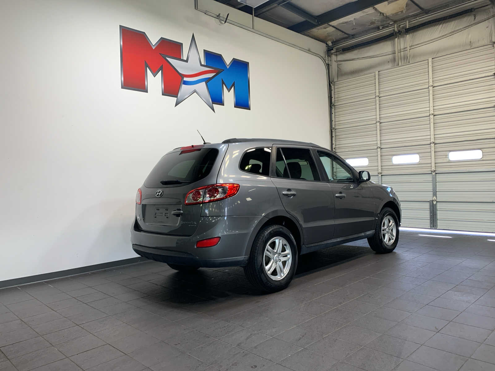 used 2010 Hyundai Santa Fe car, priced at $9,989