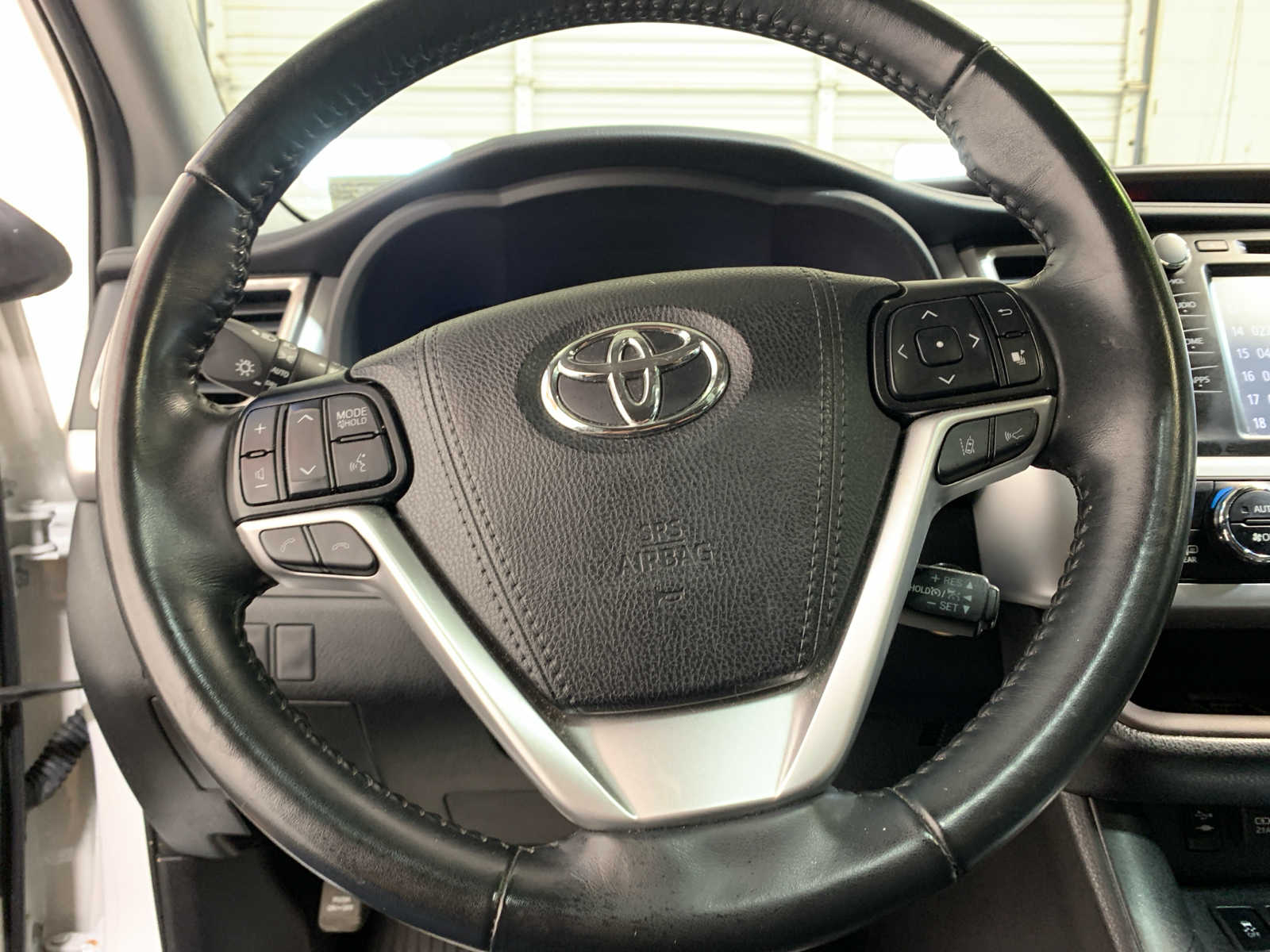 used 2019 Toyota Highlander car, priced at $36,849