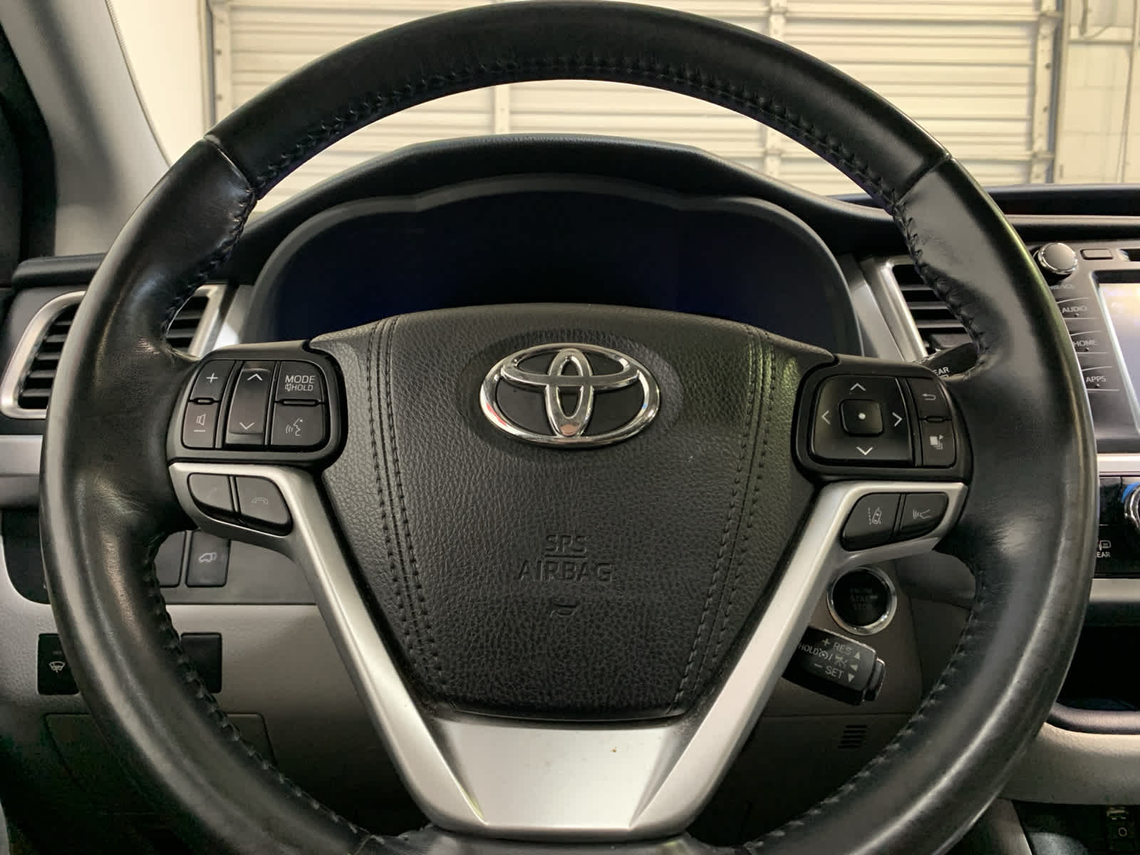 used 2018 Toyota Highlander car, priced at $24,988