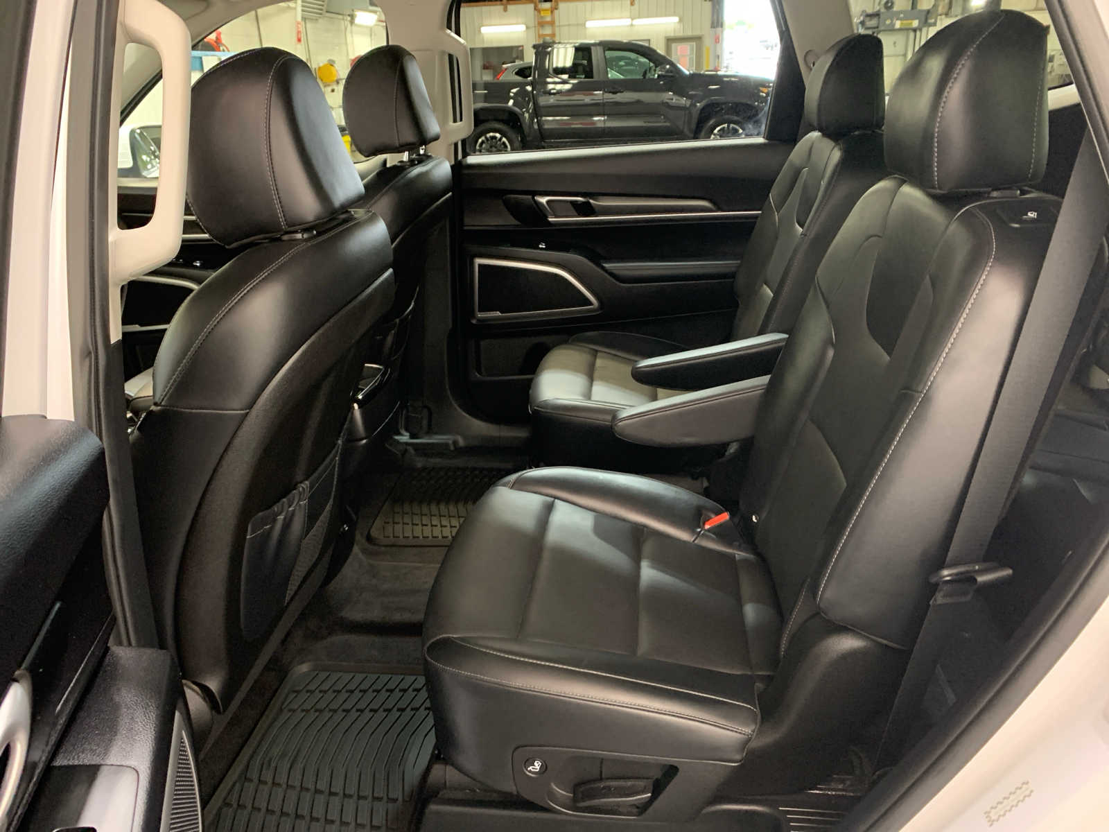 used 2022 Kia Telluride car, priced at $37,987