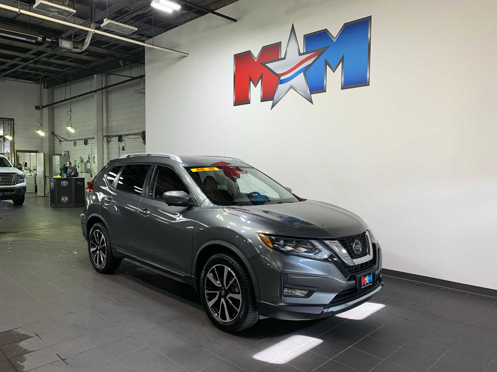 used 2018 Nissan Rogue car, priced at $15,489