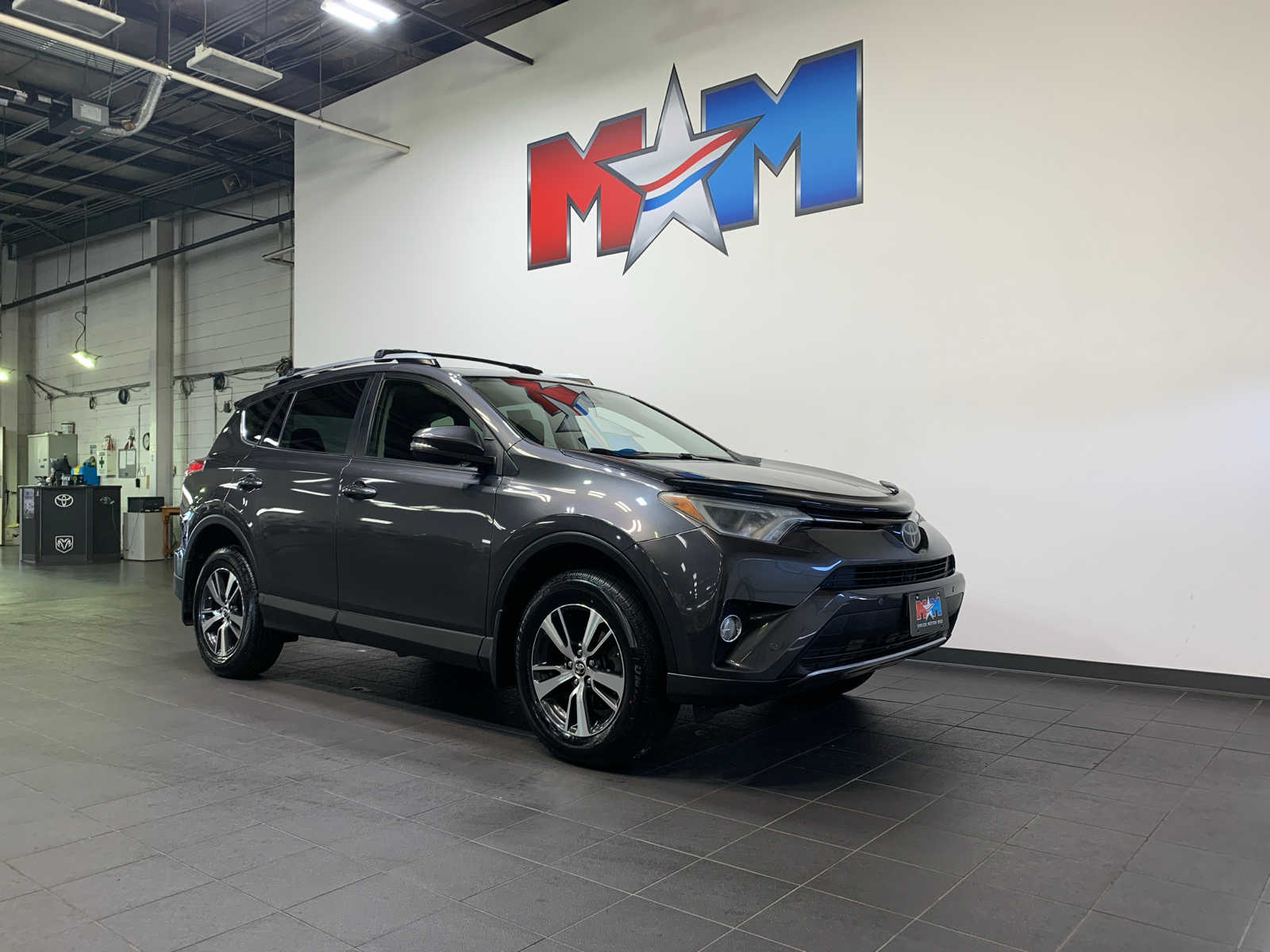 used 2018 Toyota RAV4 car, priced at $21,487