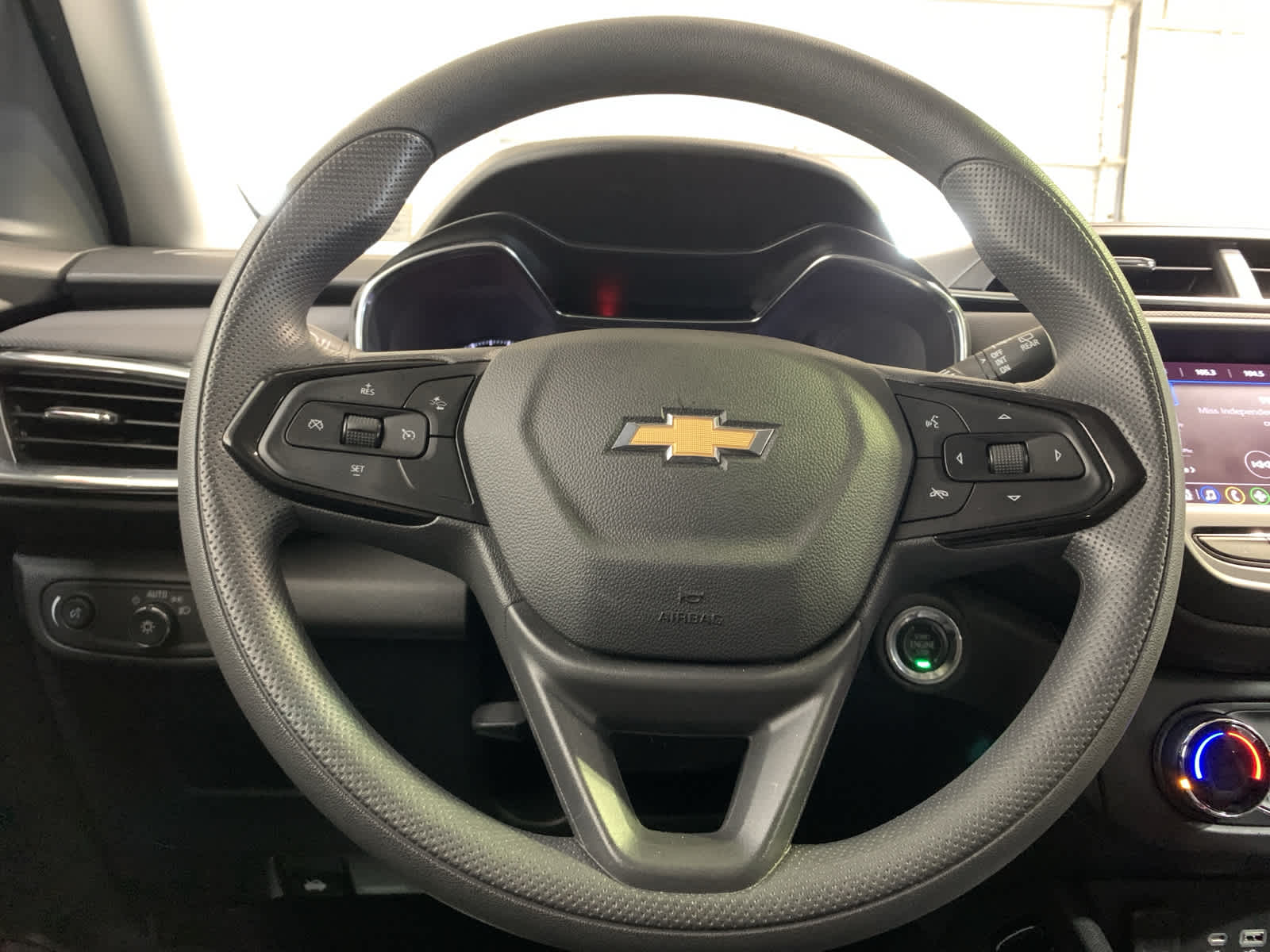 used 2023 Chevrolet TrailBlazer car, priced at $22,988