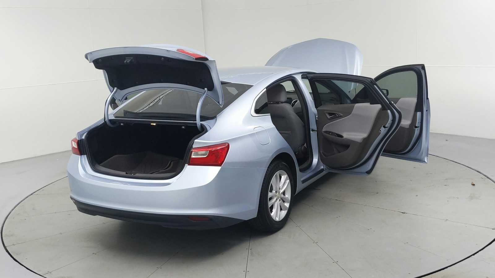 used 2018 Chevrolet Malibu car, priced at $14,555