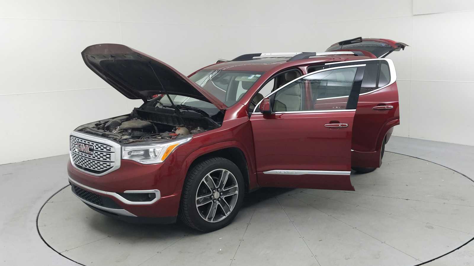 used 2019 GMC Acadia car, priced at $26,916