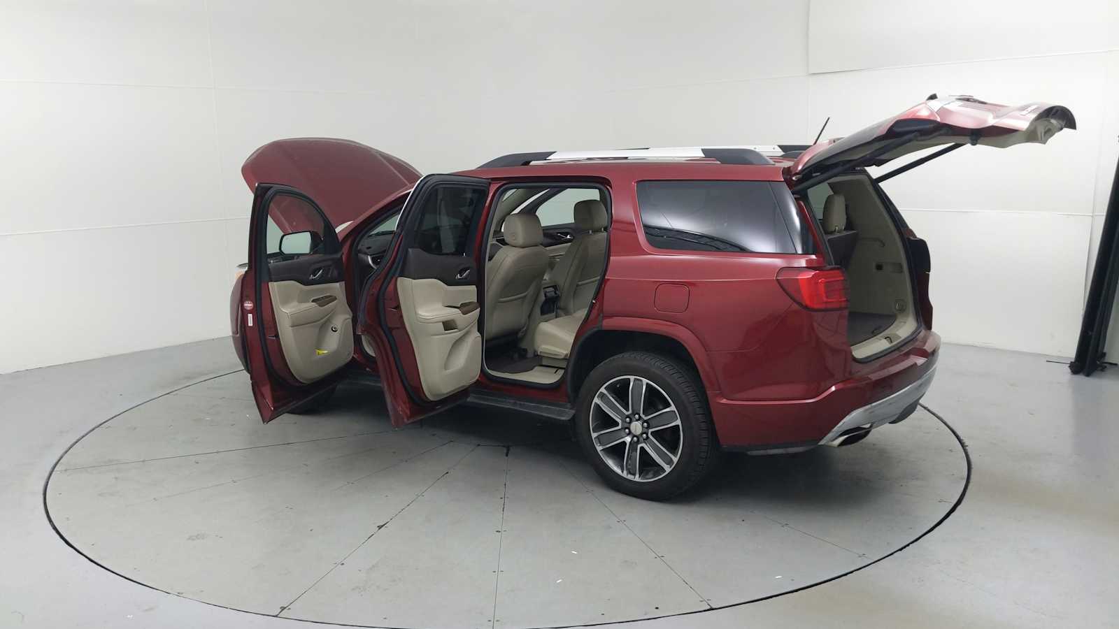 used 2019 GMC Acadia car, priced at $26,916