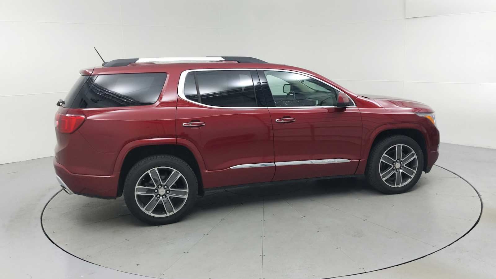 used 2019 GMC Acadia car, priced at $26,916