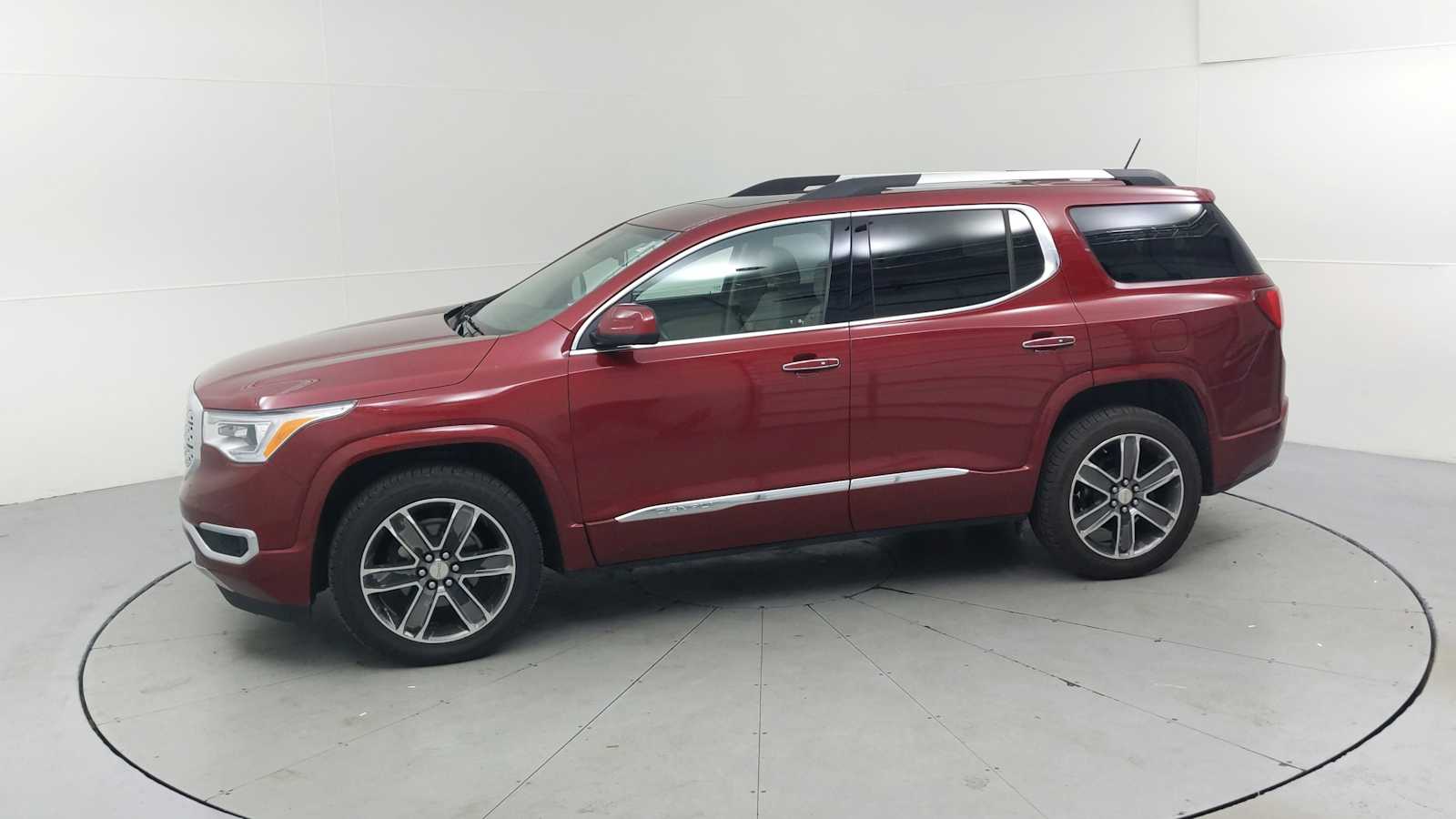 used 2019 GMC Acadia car, priced at $26,916