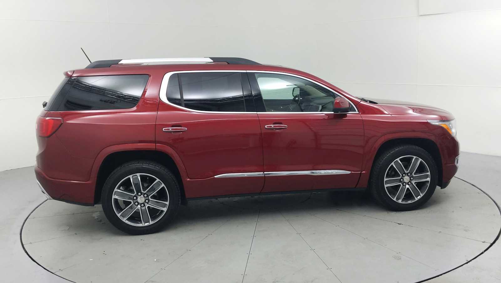 used 2019 GMC Acadia car, priced at $22,997