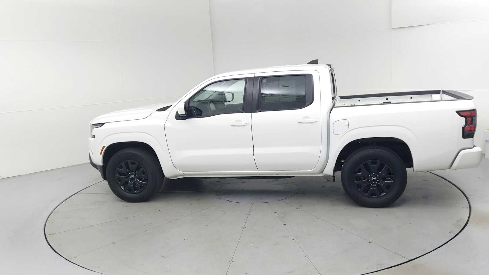 used 2022 Nissan Frontier car, priced at $27,998