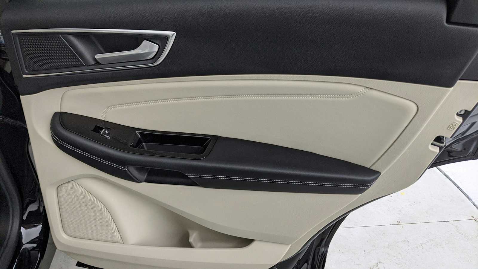 used 2020 Ford Edge car, priced at $21,555