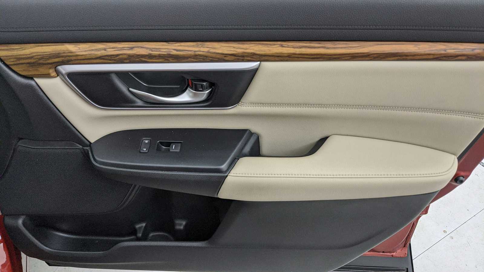 used 2018 Honda CR-V car, priced at $17,489