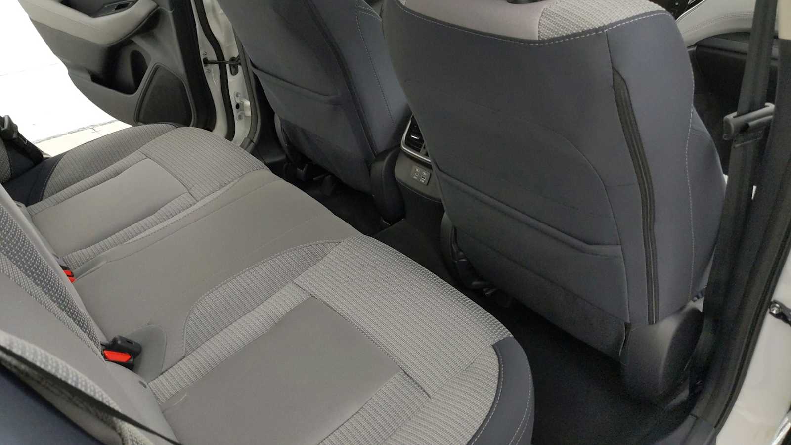 new 2025 Subaru Outback car, priced at $33,418