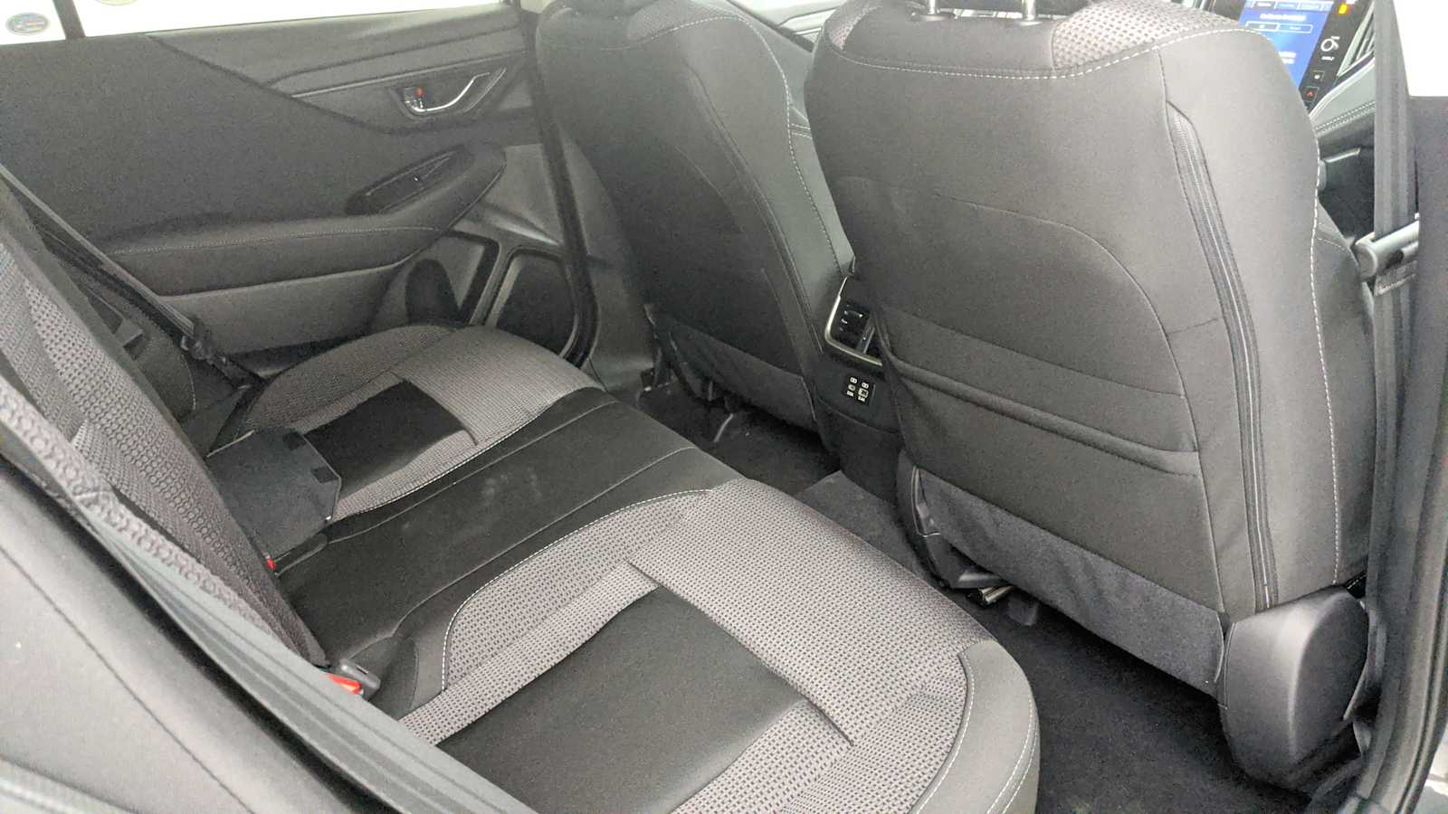 new 2025 Subaru Outback car, priced at $35,193