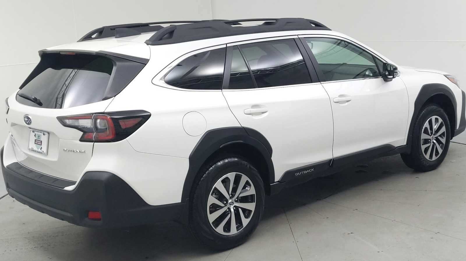 used 2025 Subaru Outback car, priced at $30,992