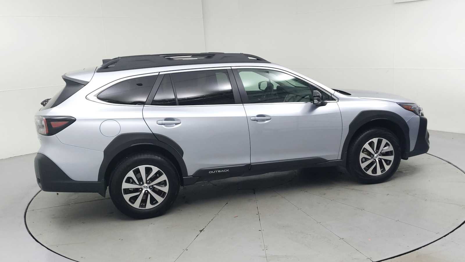 used 2025 Subaru Outback car, priced at $33,550