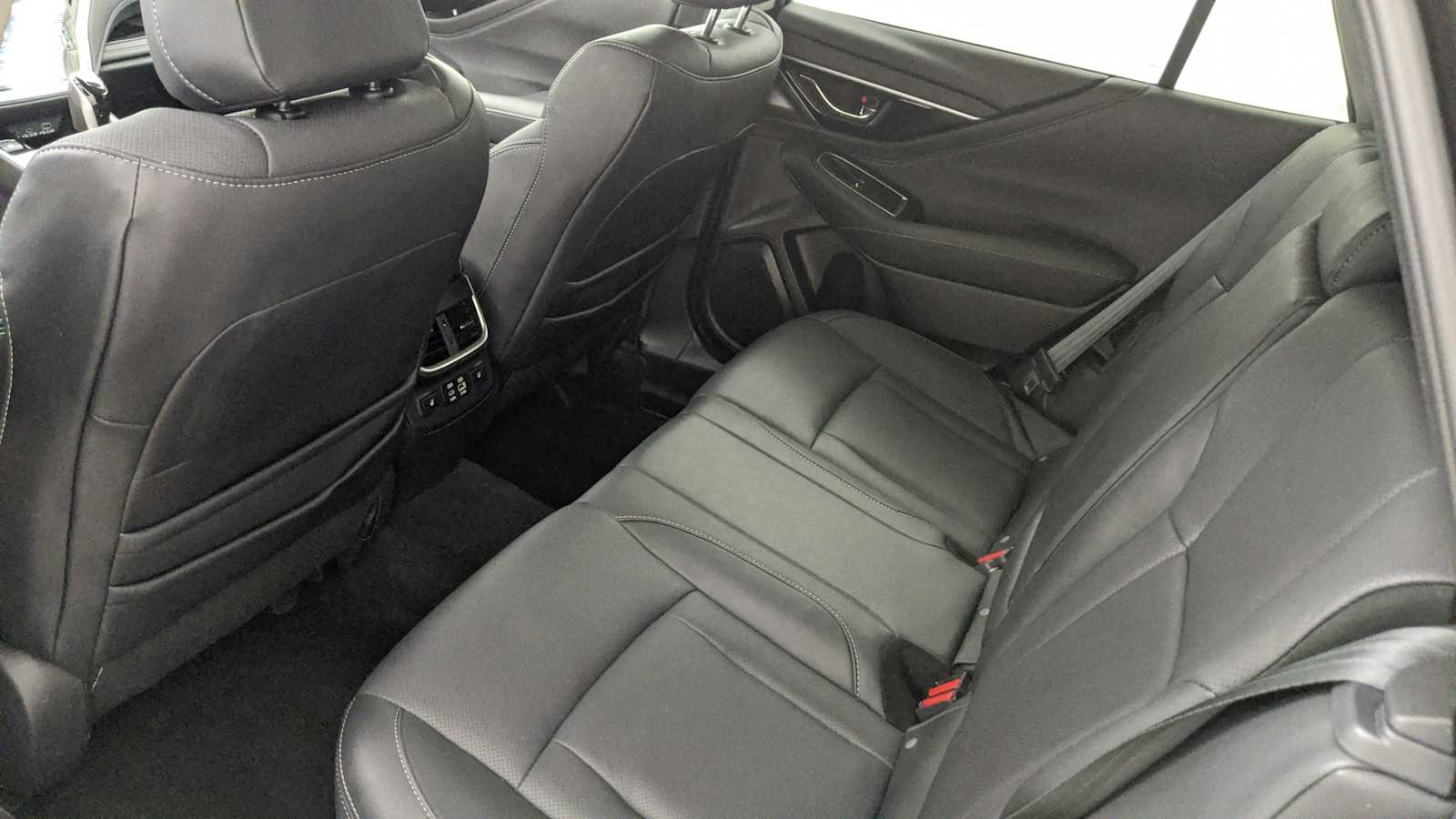 used 2023 Subaru Outback car, priced at $30,998