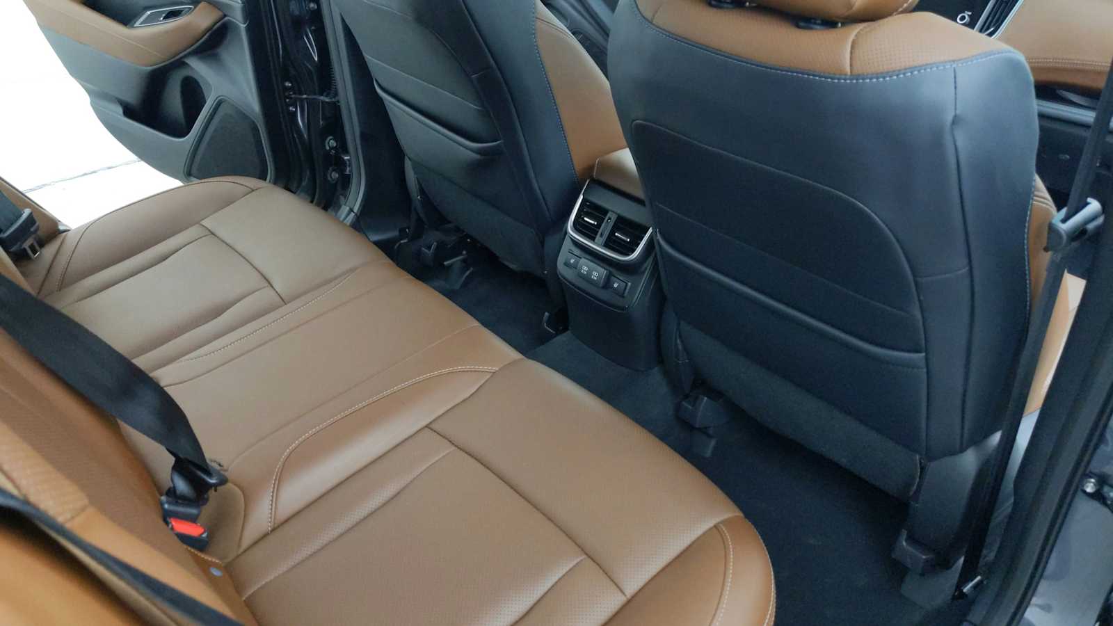 used 2022 Subaru Outback car, priced at $33,916