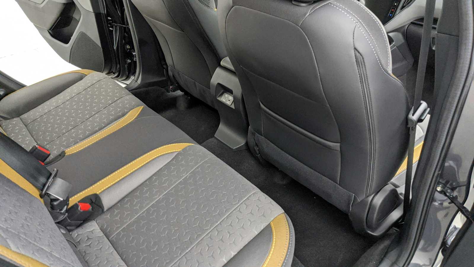 new 2025 Subaru Crosstrek car, priced at $33,601