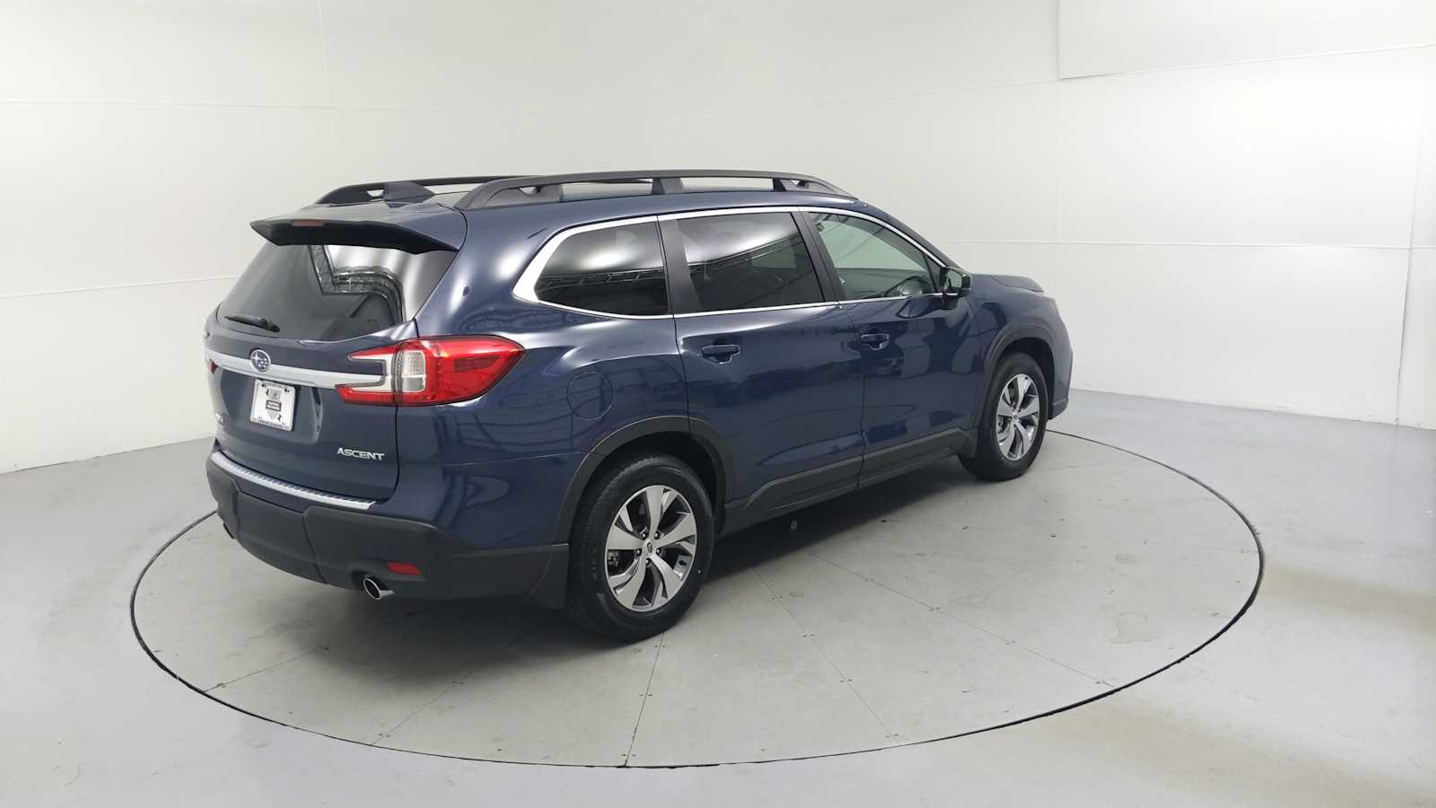 used 2024 Subaru Ascent car, priced at $37,916